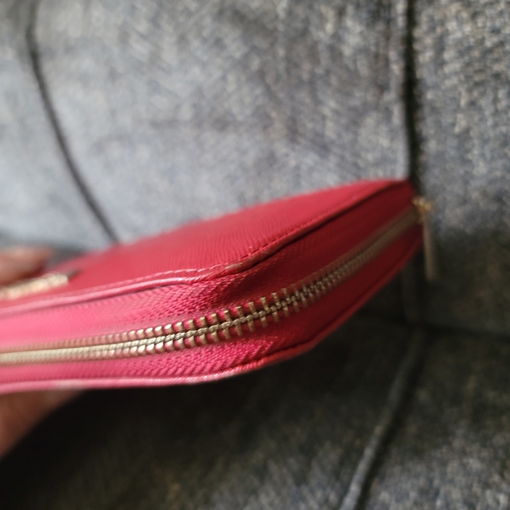 Michael Kors Jet Set Travel Continental Red Leather Wallet - Picture 8 of 16